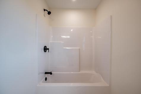 5 Moxie Lane Biddeford ME 04005