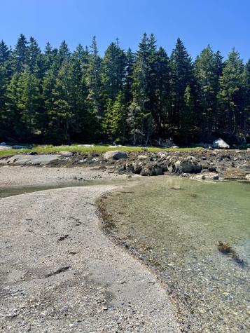 90 Greens Island Vinalhaven ME 04863