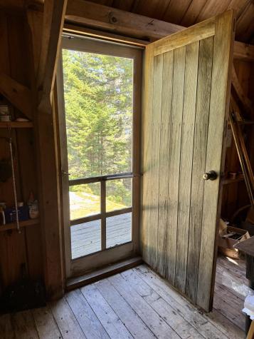 90 Greens Island Vinalhaven ME 04863