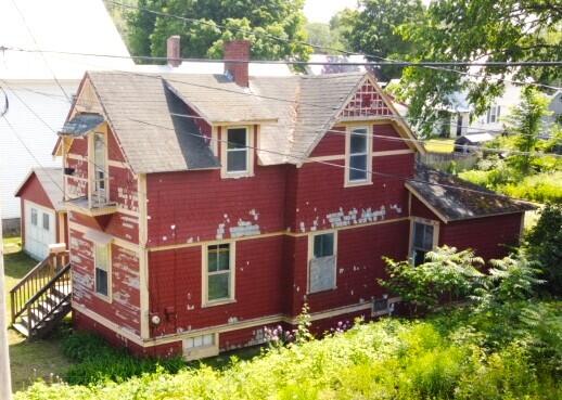 6 School Street Bridgton ME 04009