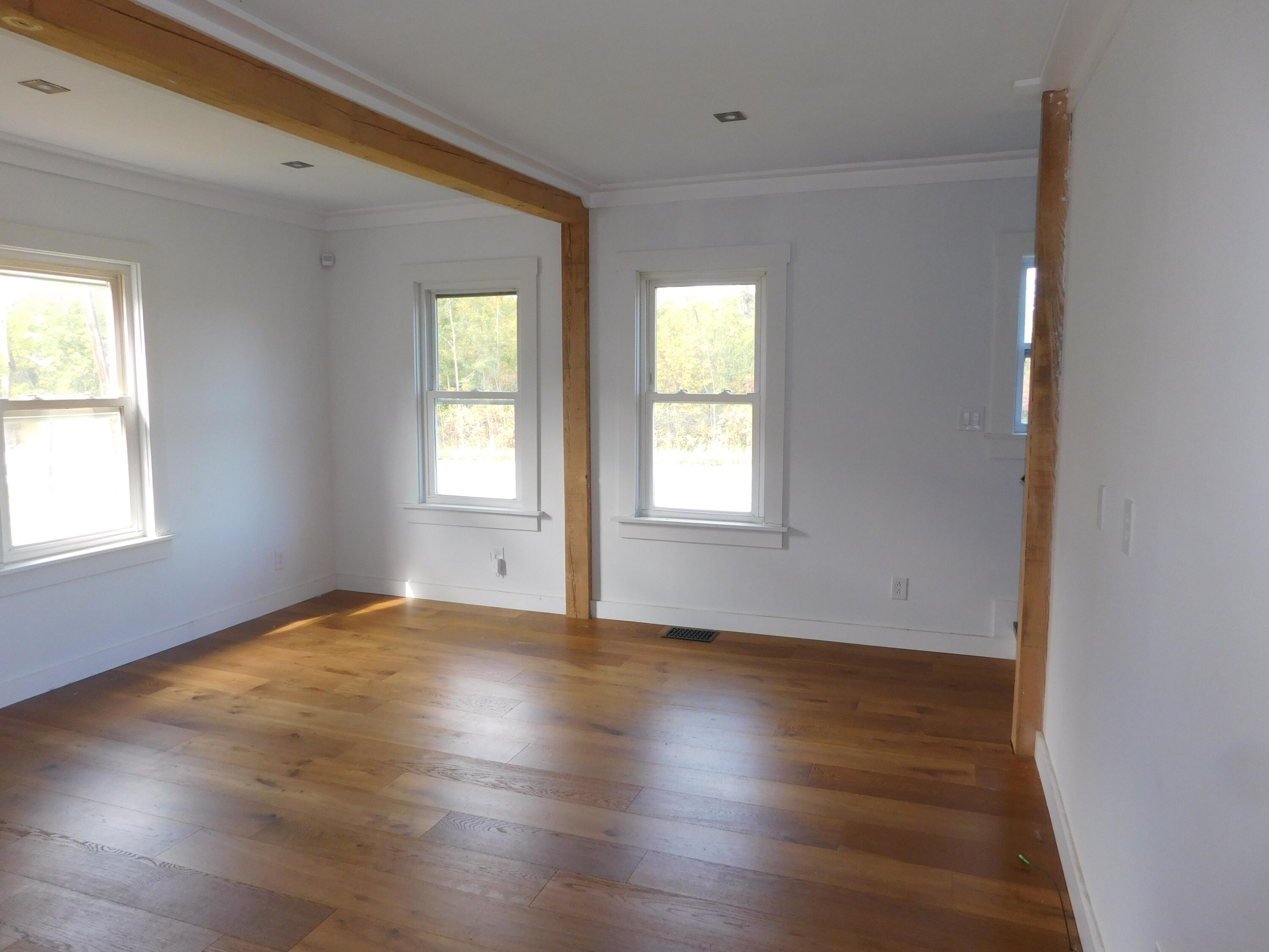 15 Main Road Eddington ME 04428