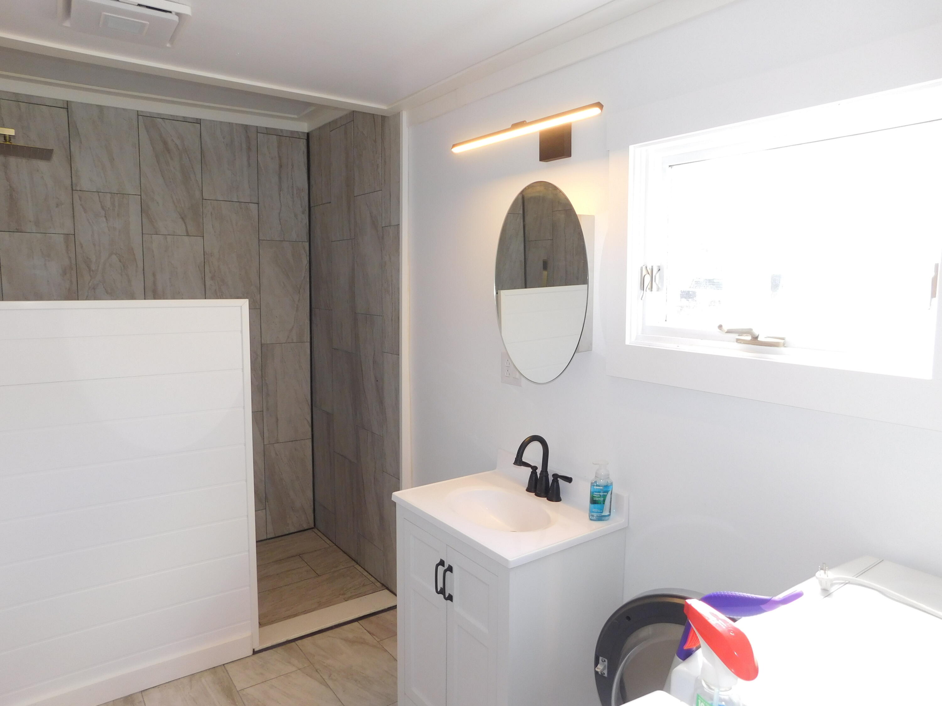 15 Main Road Eddington ME 04428