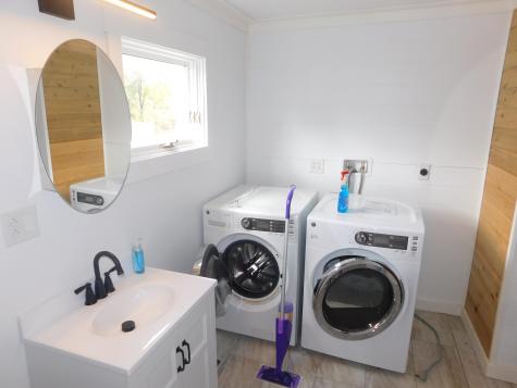 15 Main Road Eddington ME 04428