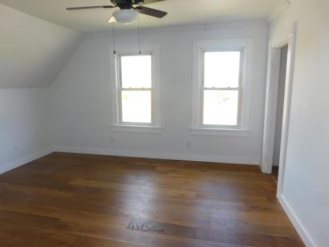 15 Main Road Eddington ME 04428