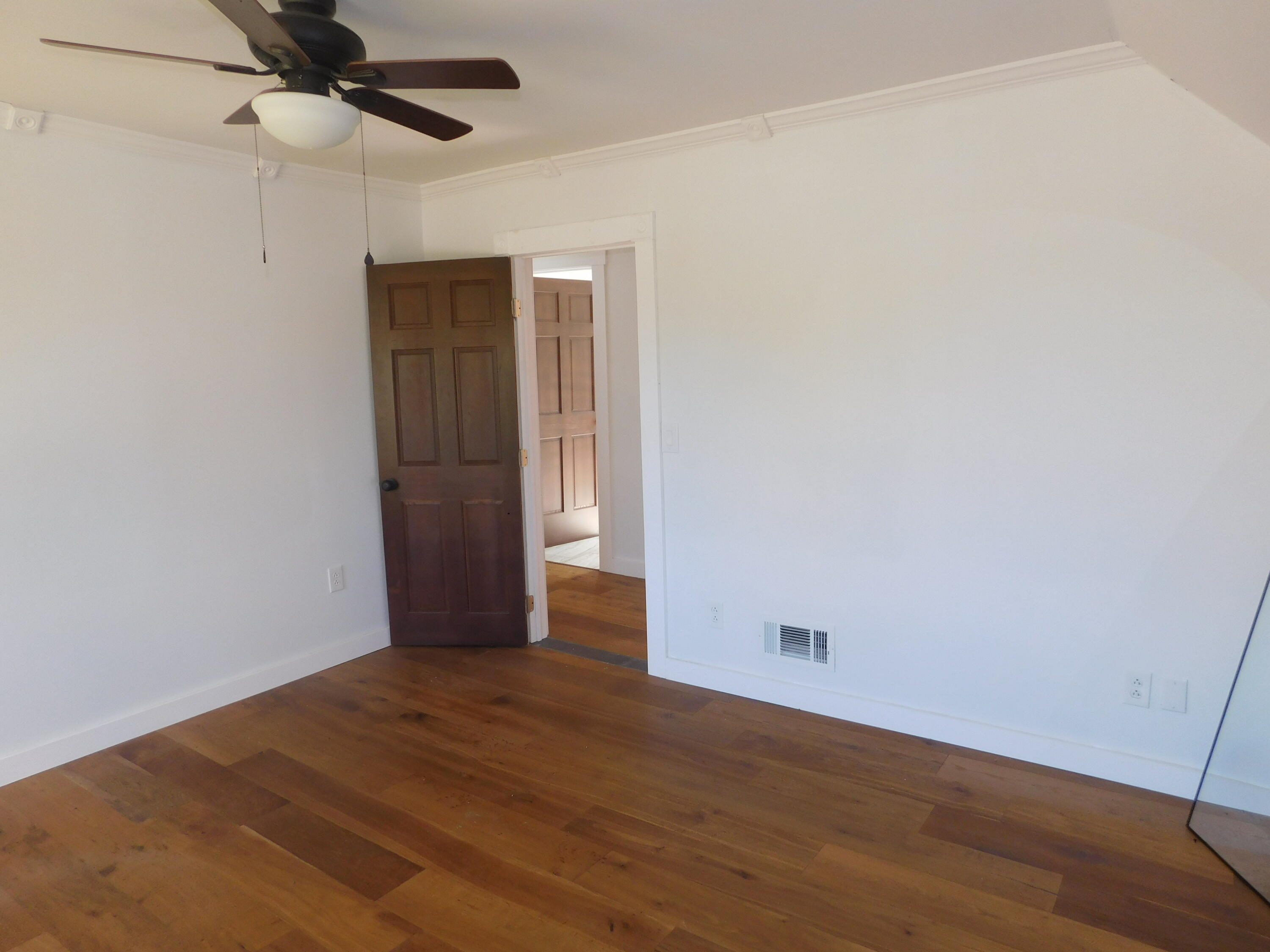 15 Main Road Eddington ME 04428