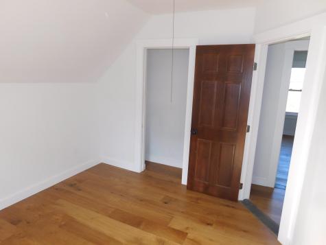 15 Main Road Eddington ME 04428