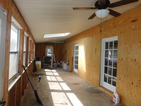 15 Main Road Eddington ME 04428