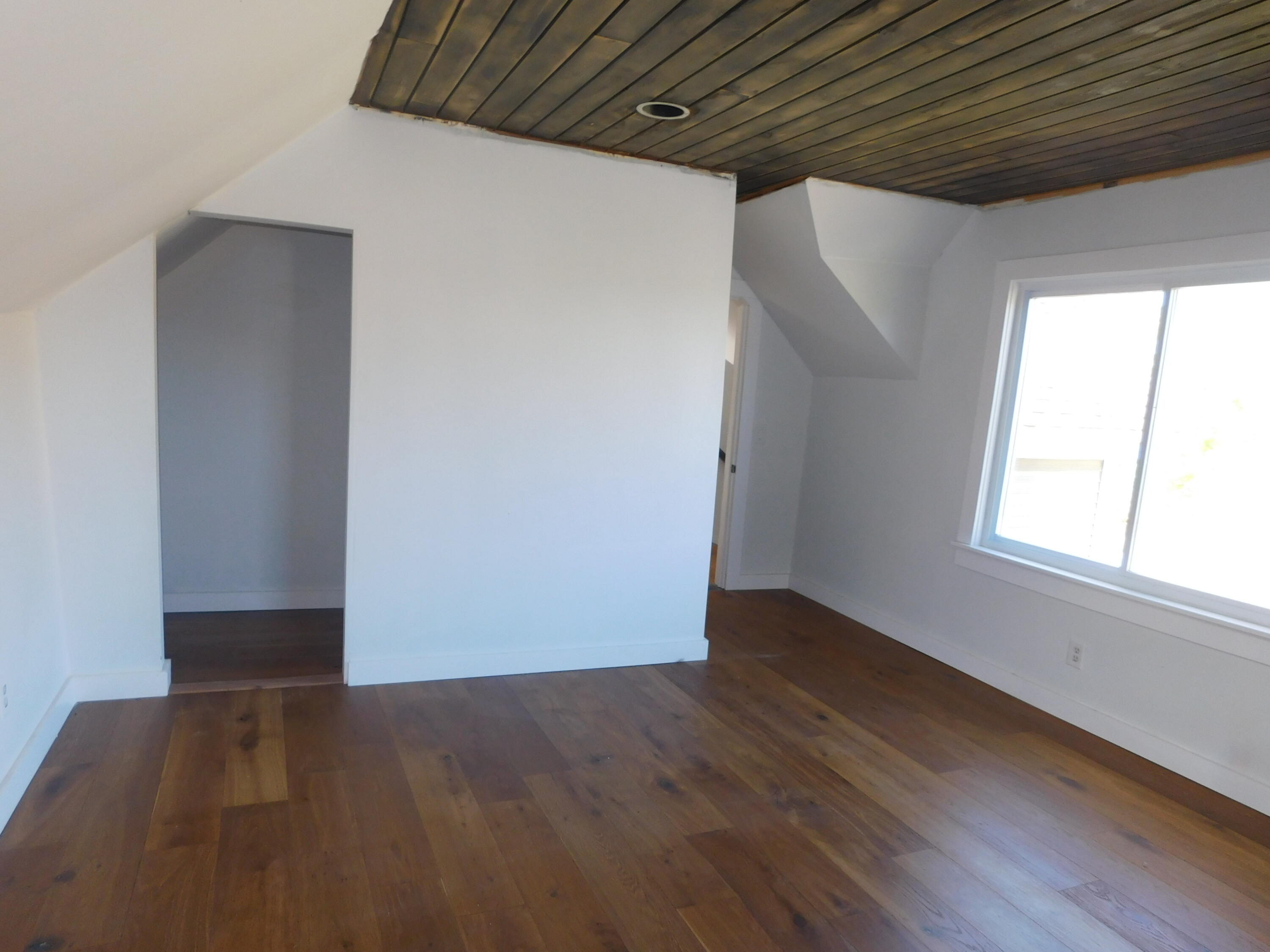 15 Main Road Eddington ME 04428