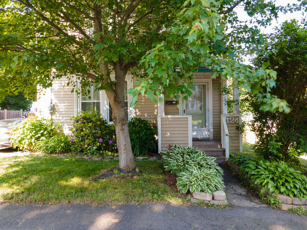 124 Palm Street Bangor ME 04401
