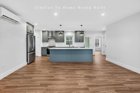 17 Middle Road Kennebunk ME 04043