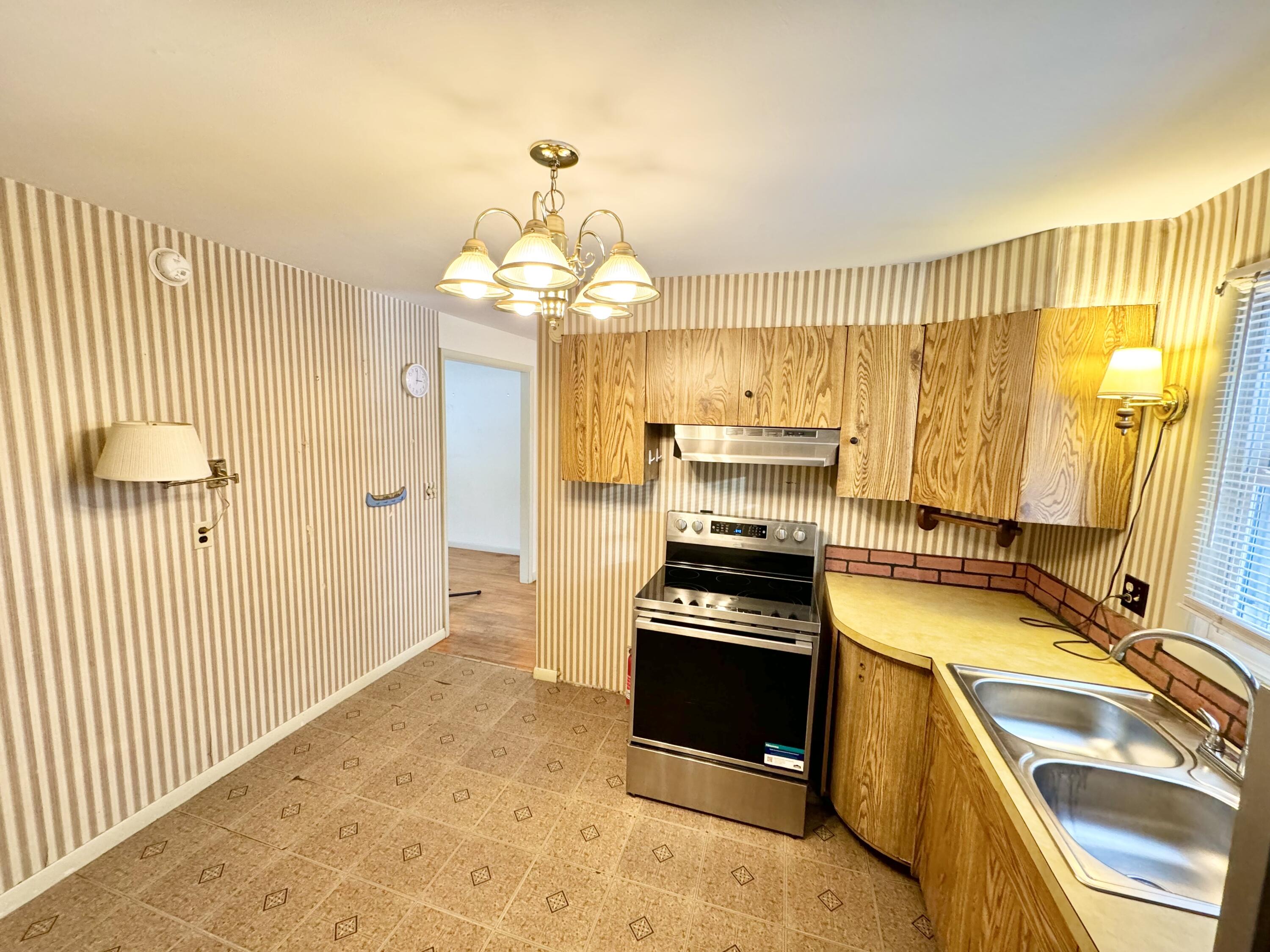 4 Fairbanks Street Augusta ME 04330