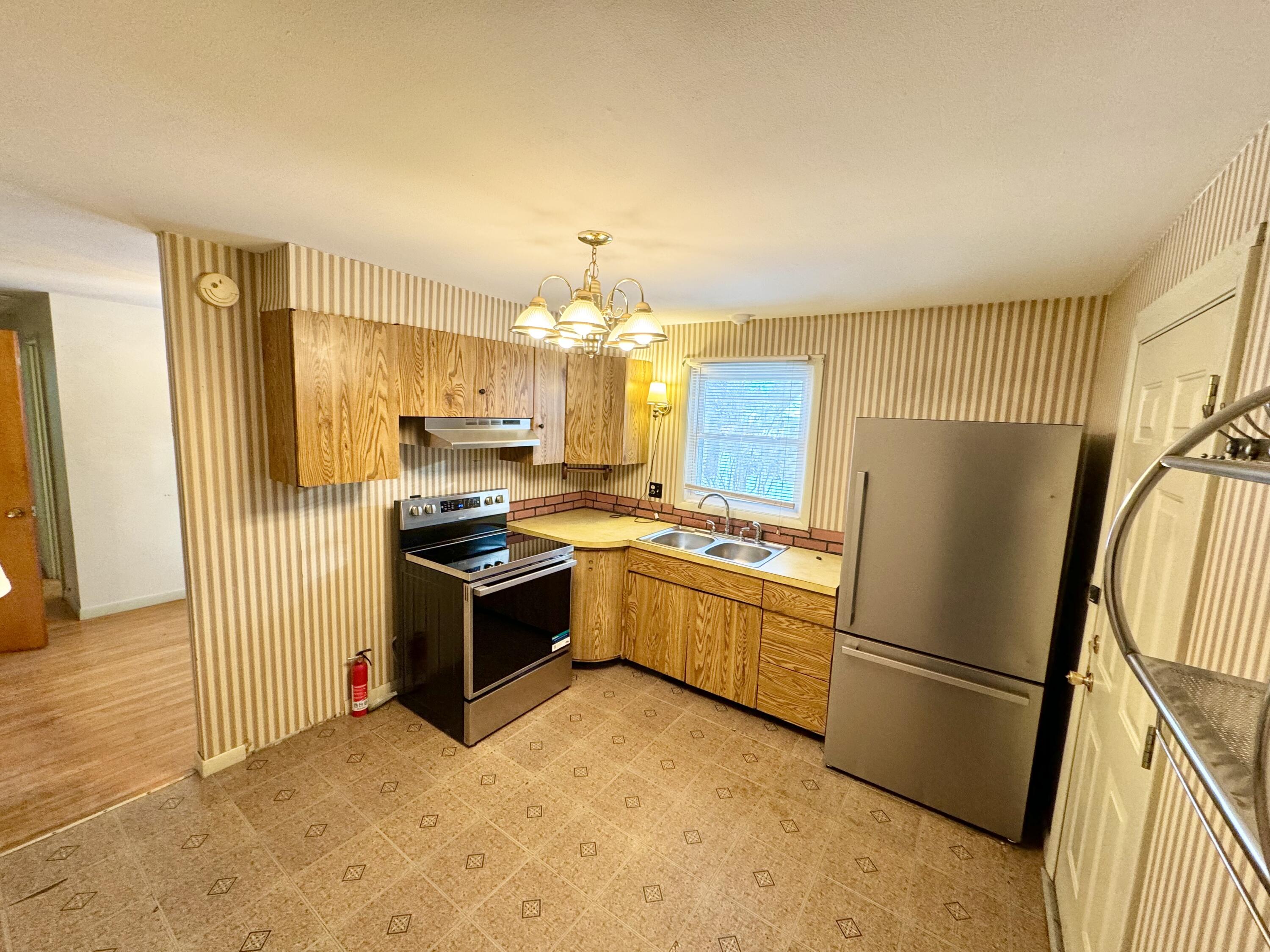 4 Fairbanks Street Augusta ME 04330