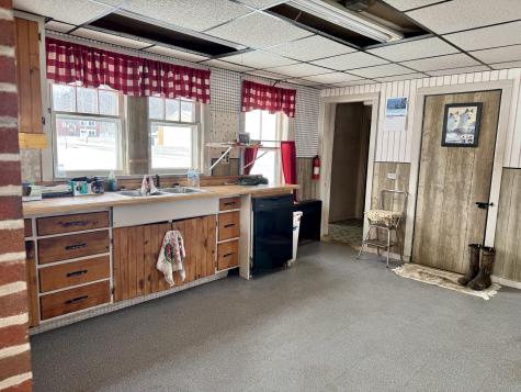 16 Heath Street Oakland ME 04963