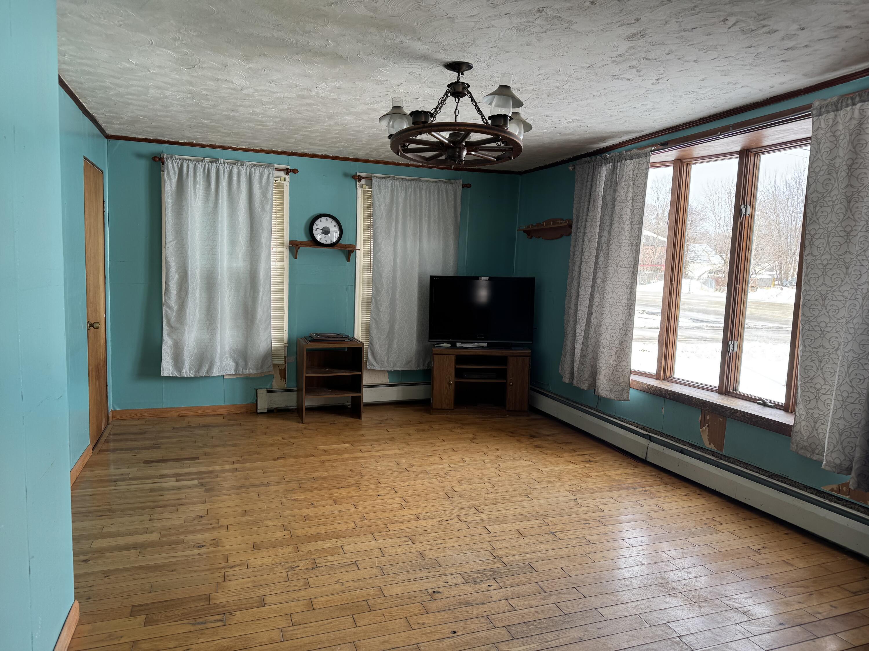 16 Heath Street Oakland ME 04963