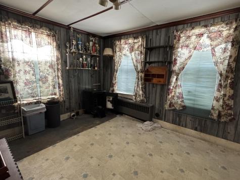 16 Heath Street Oakland ME 04963