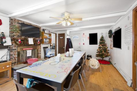 913 Essex Street Bangor ME 04401