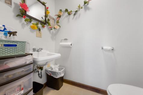 913 Essex Street Bangor ME 04401