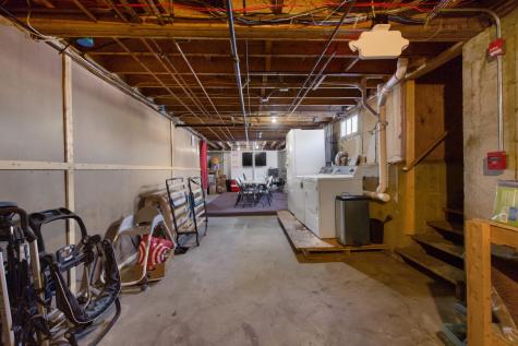 913 Essex Street Bangor ME 04401