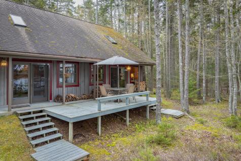 176 N Main Street Stonington ME 04681