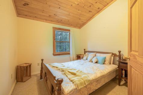 176 N Main Street Stonington ME 04681