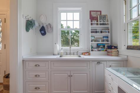 28 Harborside Rd, Northeast Harbor Mount Desert ME 04662