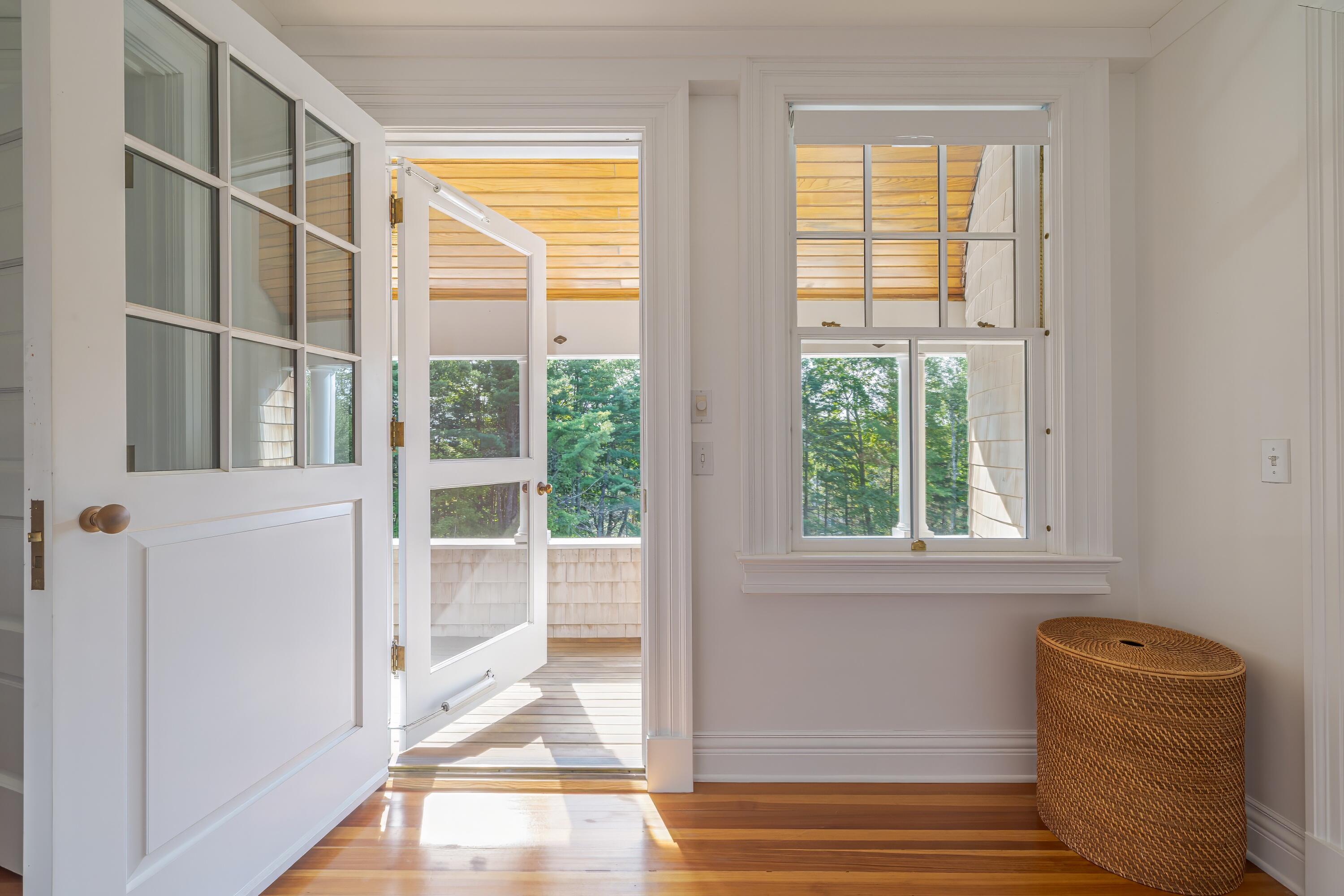 28 Harborside Rd, Northeast Harbor Mount Desert ME 04662