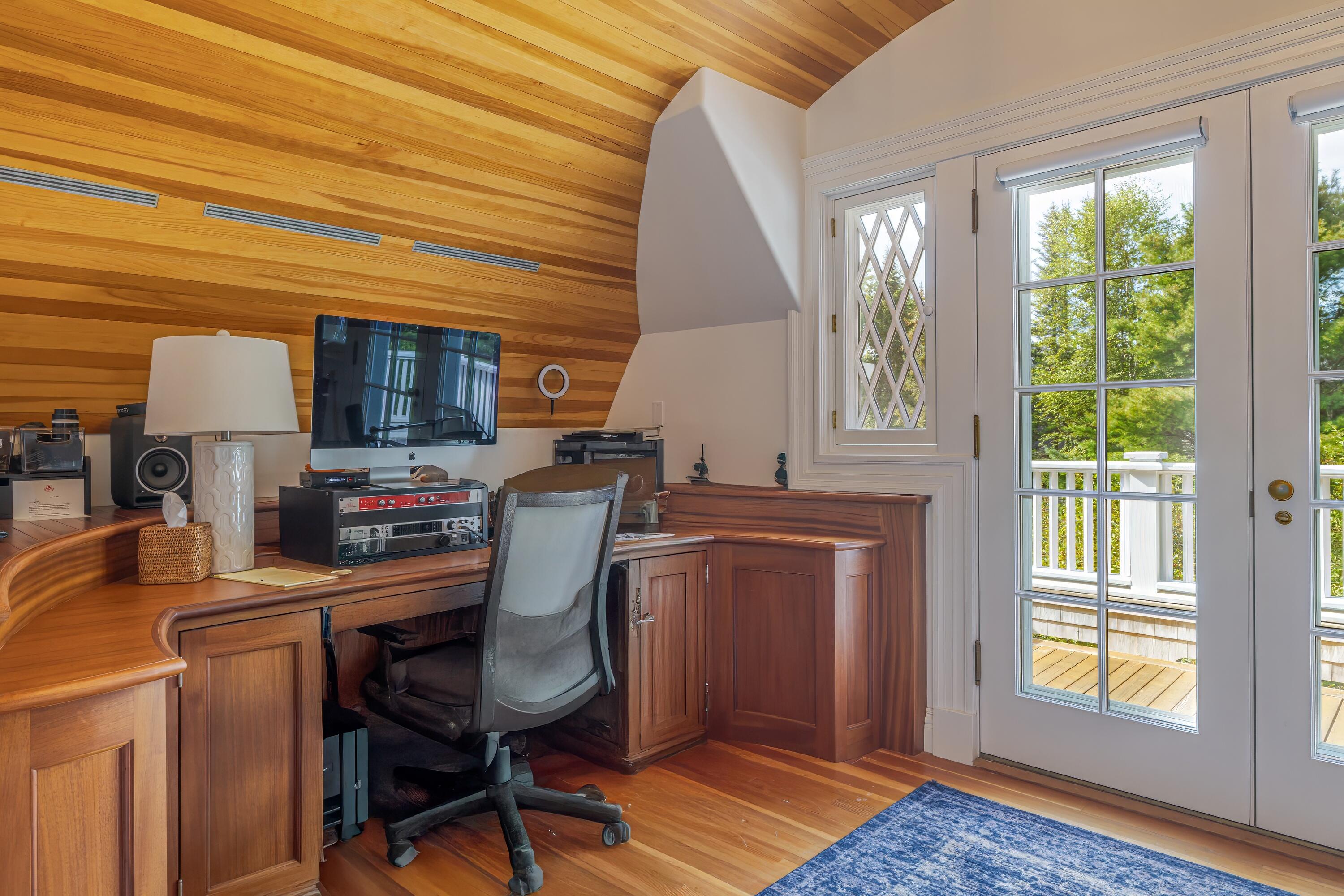 28 Harborside Rd, Northeast Harbor Mount Desert ME 04662