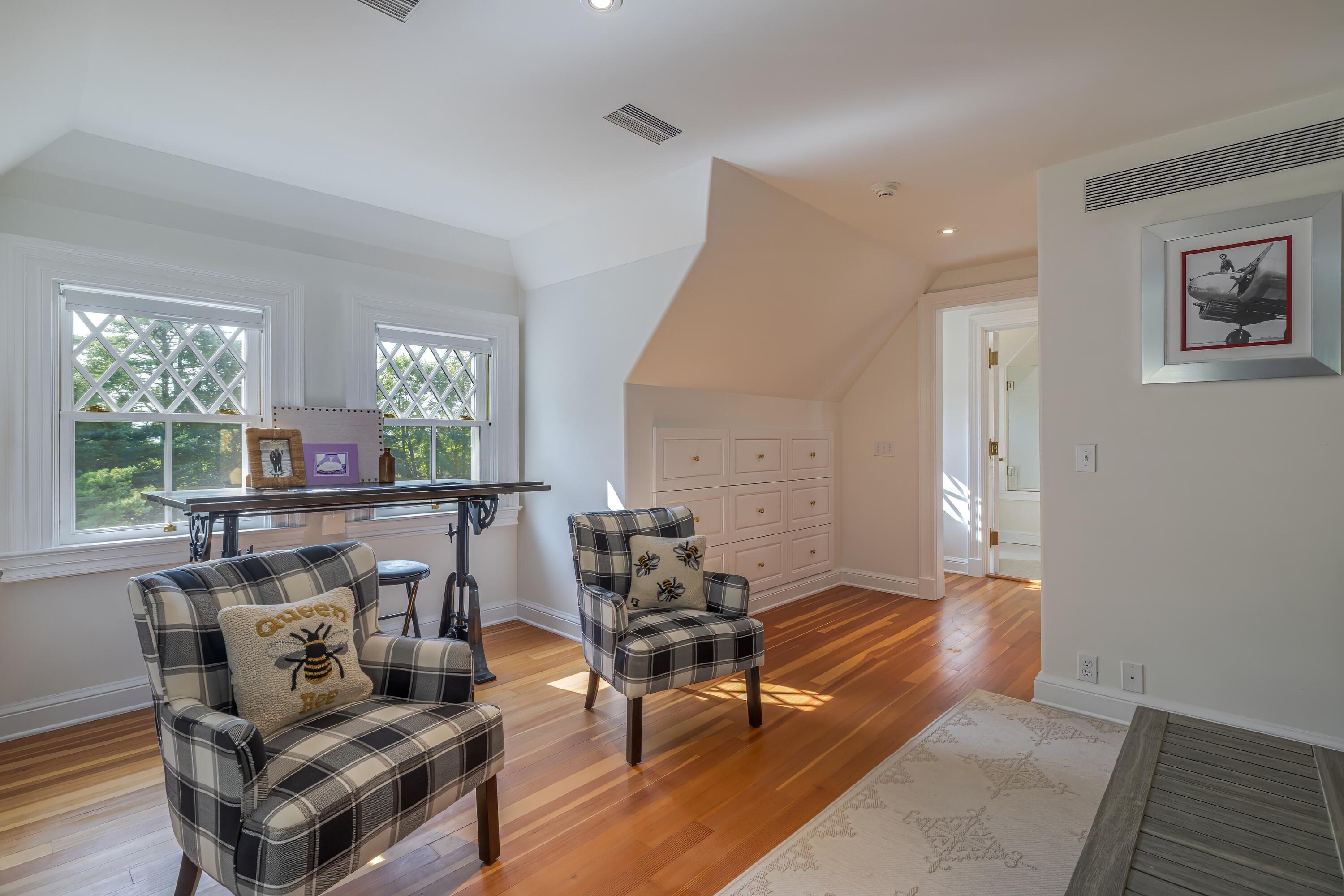 28 Harborside Rd, Northeast Harbor Mount Desert ME 04662