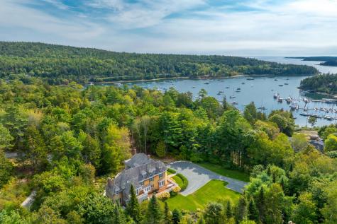 28 Harborside Rd, Northeast Harbor Mount Desert ME 04662