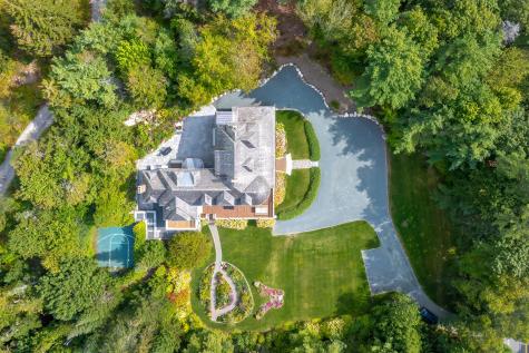 28 Harborside Rd, Northeast Harbor Mount Desert ME 04662