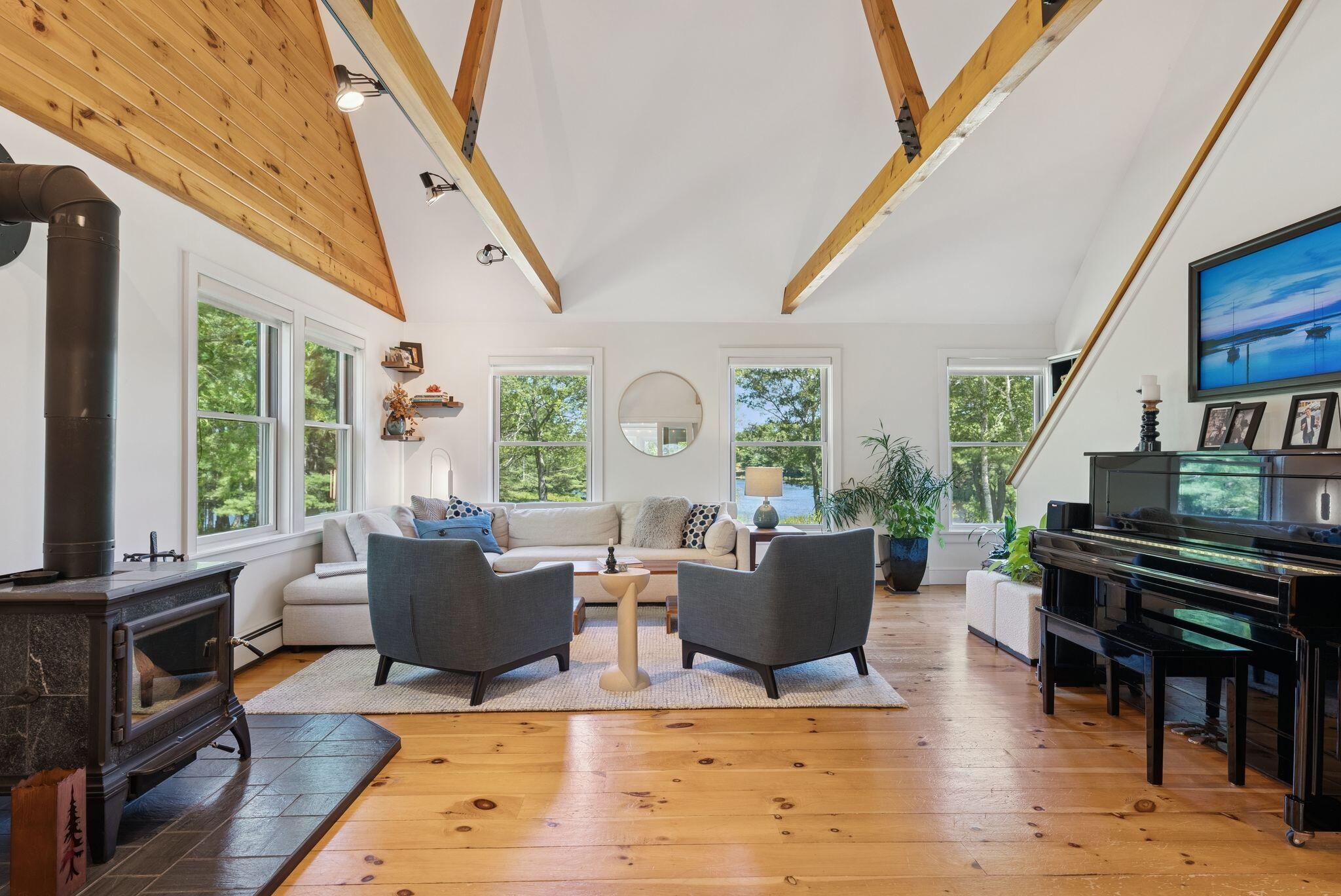 41 Beaver Lodge Lane Phippsburg ME 04562