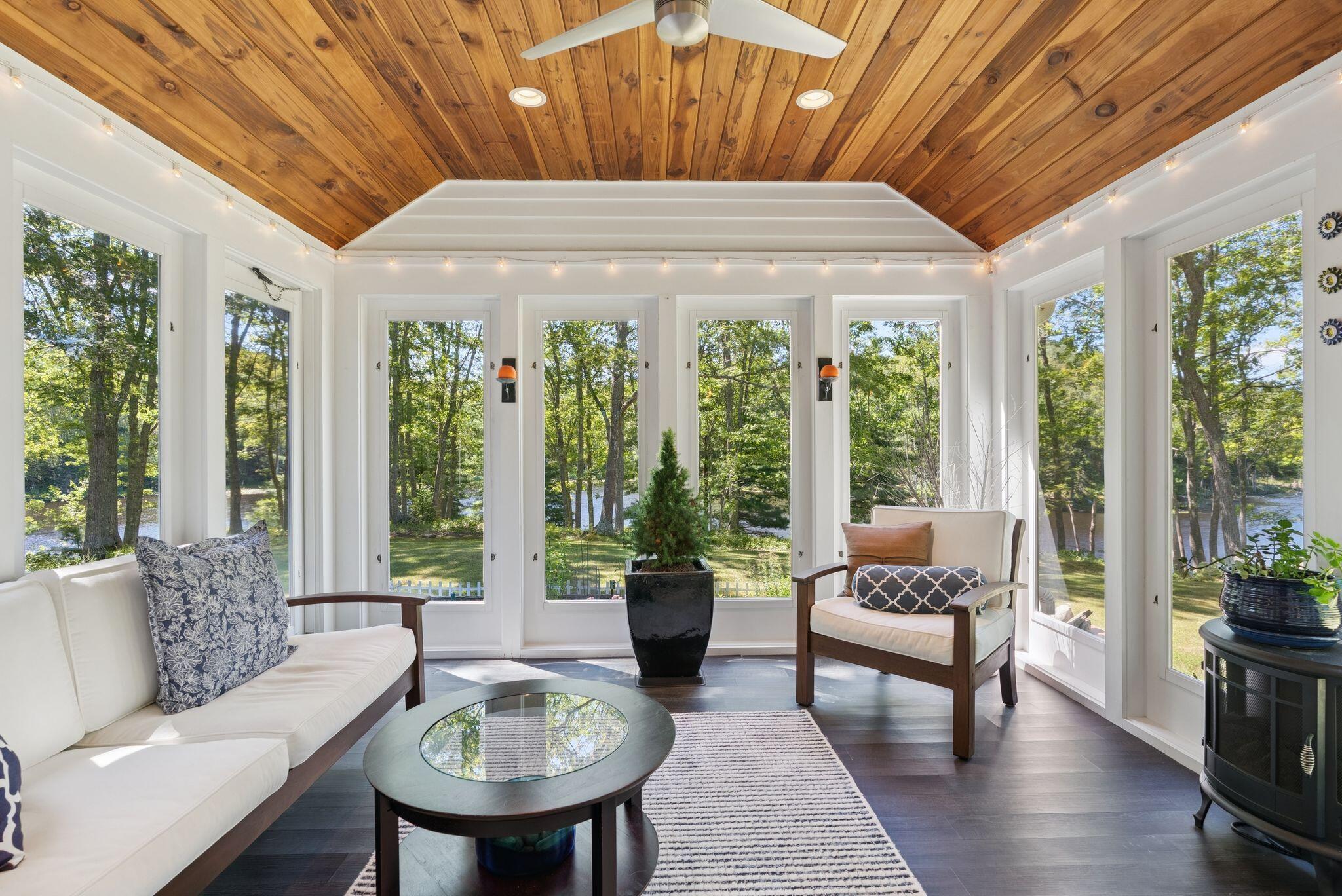 41 Beaver Lodge Lane Phippsburg ME 04562