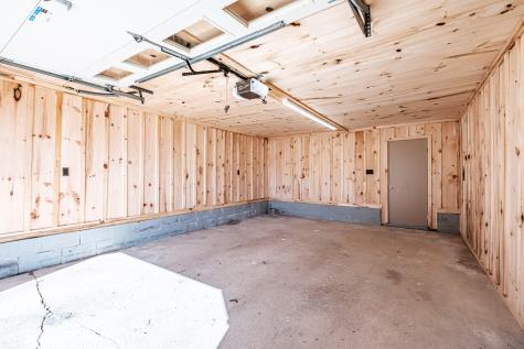 605 Hebron Road Paris ME 04281