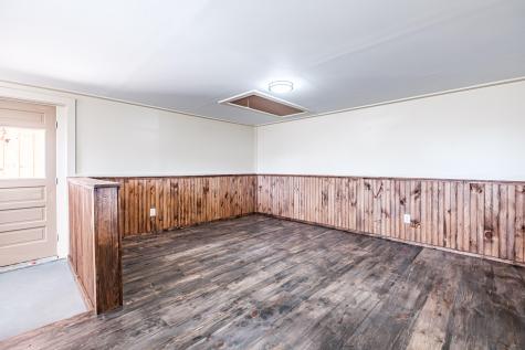 605 Hebron Road Paris ME 04281