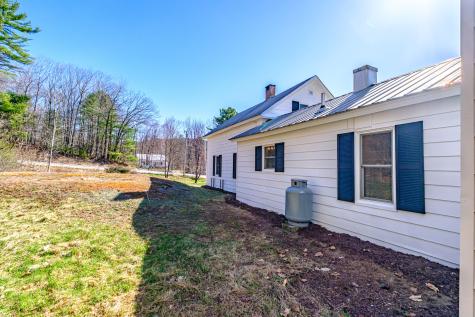 605 Hebron Road Paris ME 04281