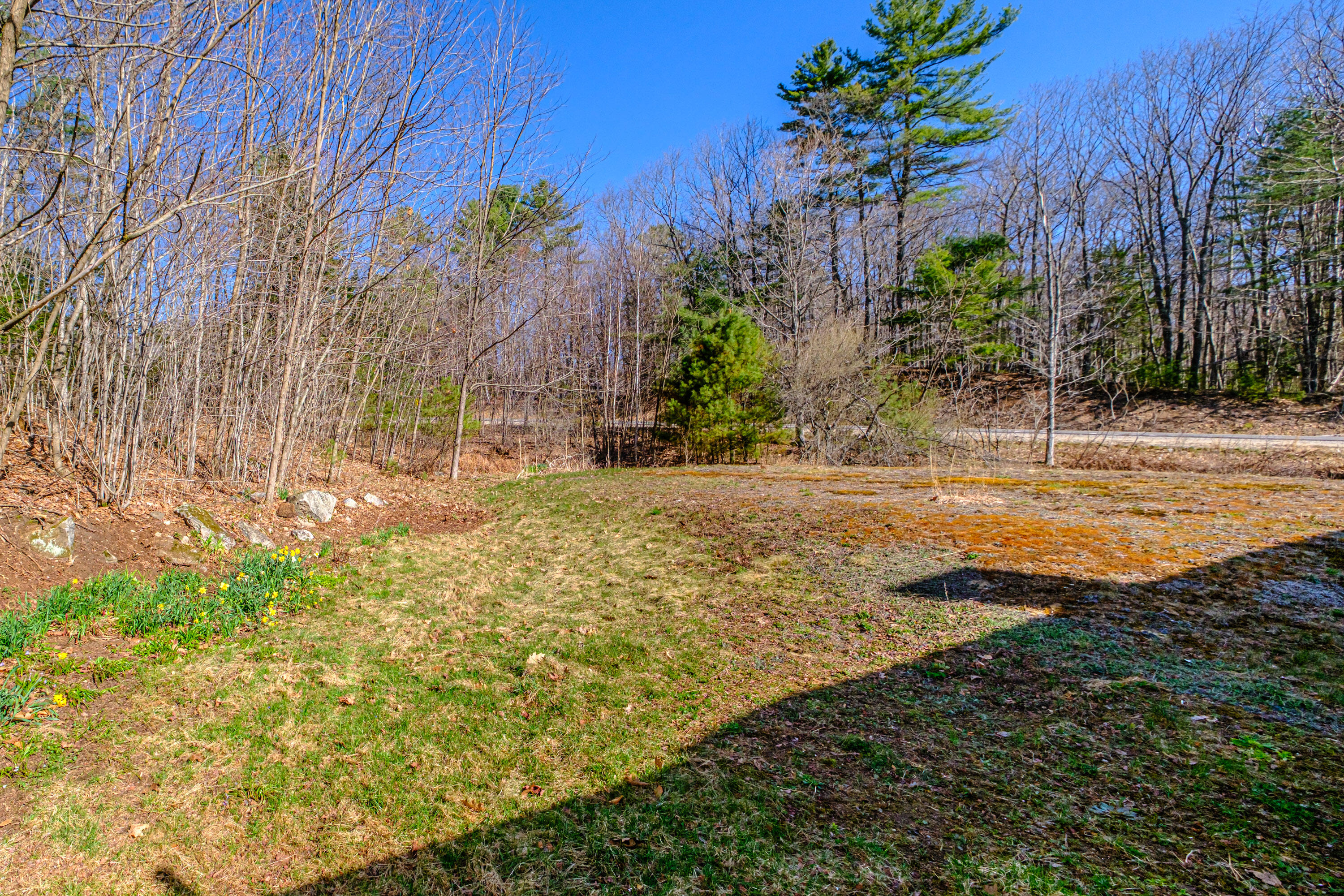 605 Hebron Road Paris ME 04281