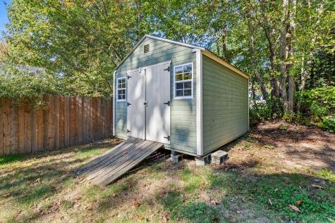 118 Pineloch Drive Portland ME 04103