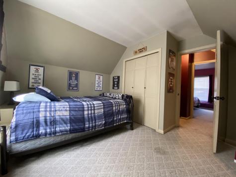 56 Mayfield Road Auburn ME 04210