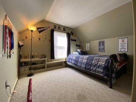56 Mayfield Road Auburn ME 04210
