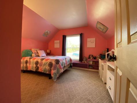 56 Mayfield Road Auburn ME 04210