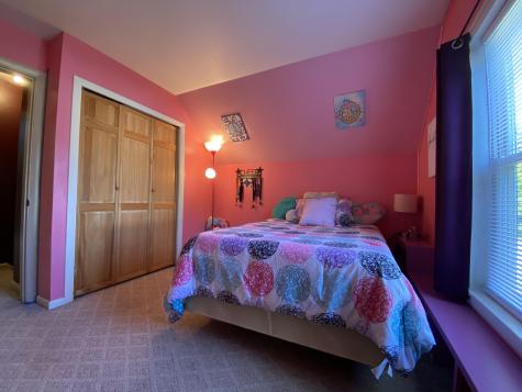56 Mayfield Road Auburn ME 04210