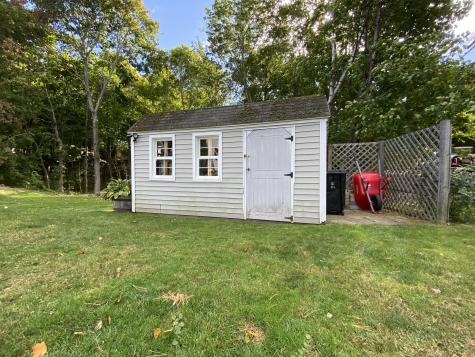 56 Mayfield Road Auburn ME 04210