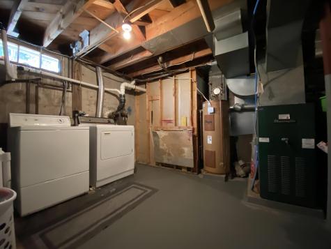 56 Mayfield Road Auburn ME 04210