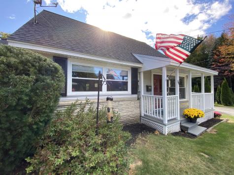 56 Mayfield Road Auburn ME 04210