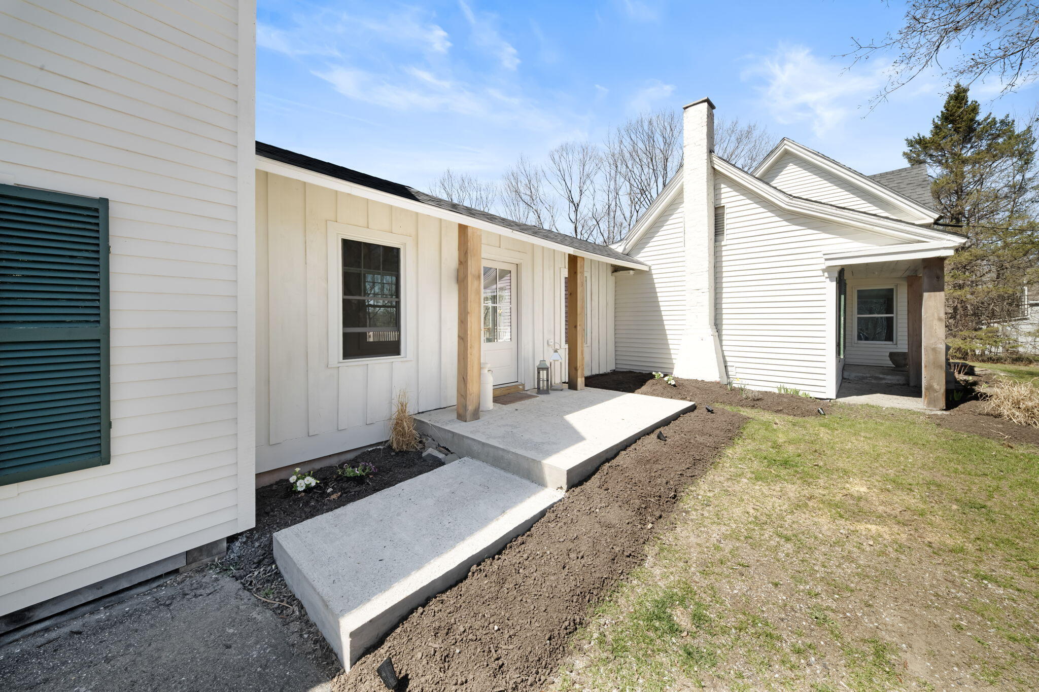 767 Main Street Bradley ME 04411