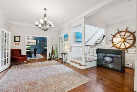 61 Fletcher Street Kennebunk ME 04043