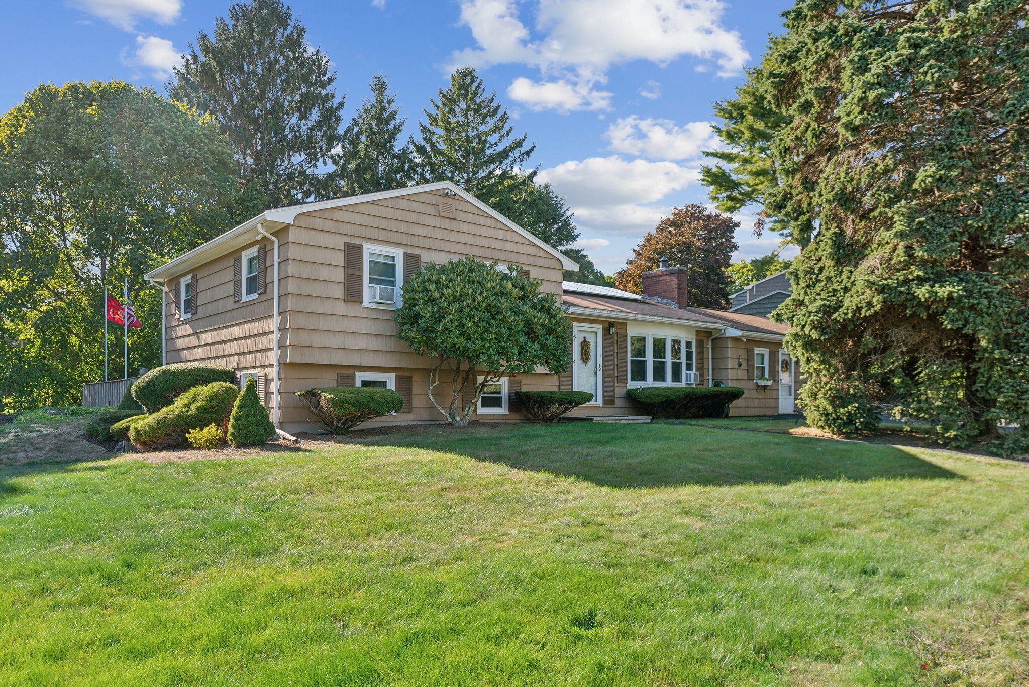 4 Carriage Hill Road Cape Elizabeth ME 04107