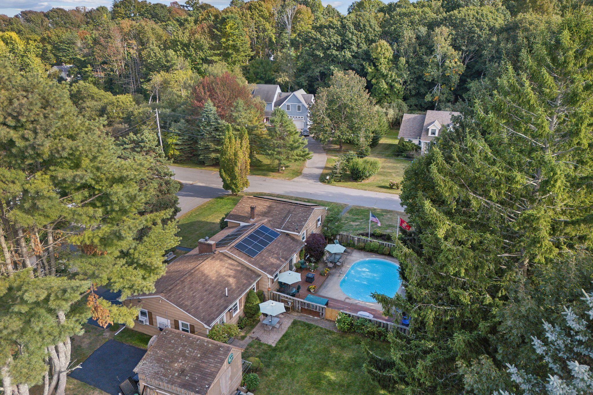 4 Carriage Hill Road Cape Elizabeth ME 04107