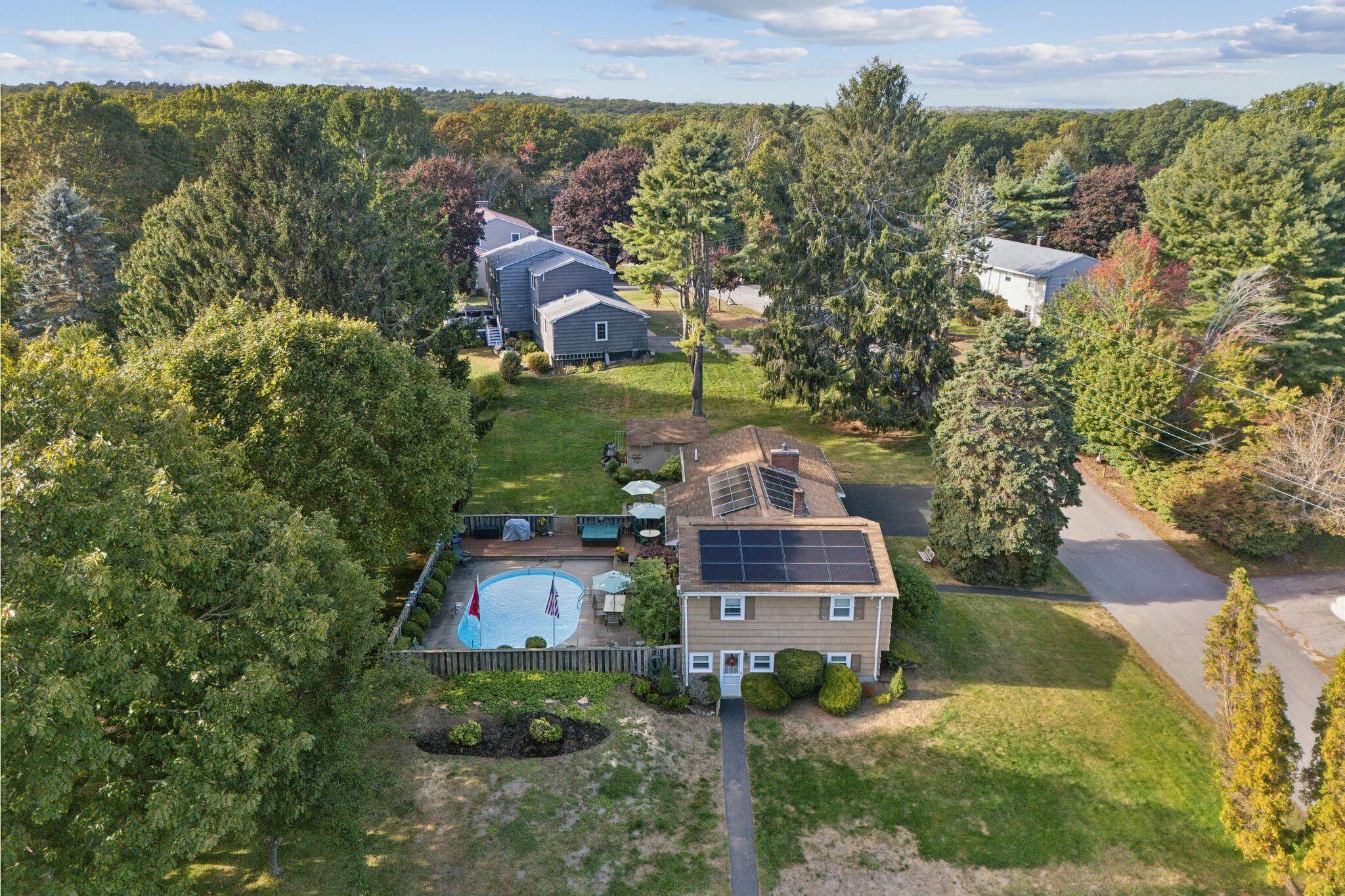 4 Carriage Hill Road Cape Elizabeth ME 04107