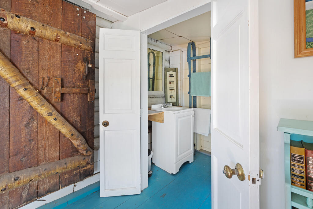 5 Flanders Pond Island Sullivan, ME